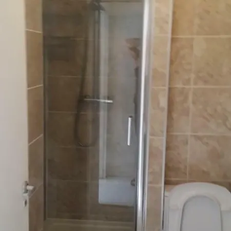 Stunning Apartment Private Garden Лондон Экстерьер фото