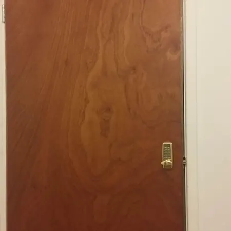 Stunning Apartment Private Garden Лондон Экстерьер фото